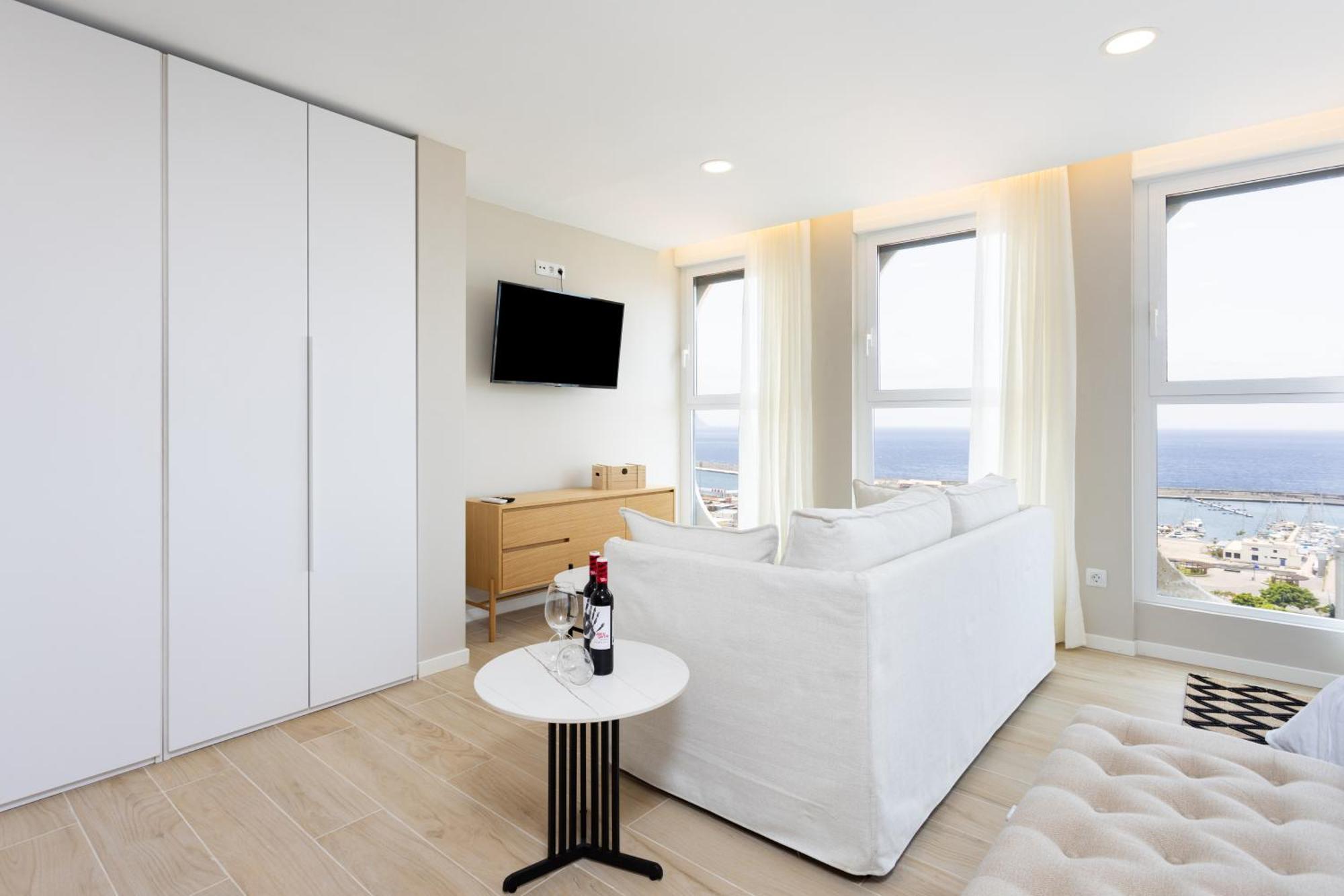 Home2Book Stylish Sea Views Studio Santa Cruz Dış mekan fotoğraf